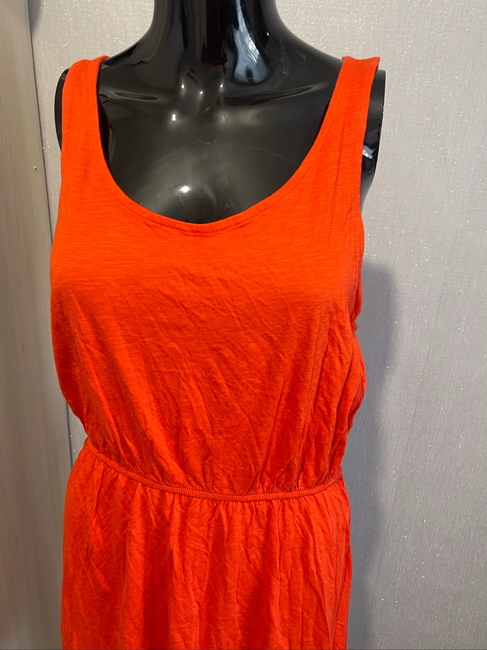Bonita vestido rojo básico H&M talla M – photo 2